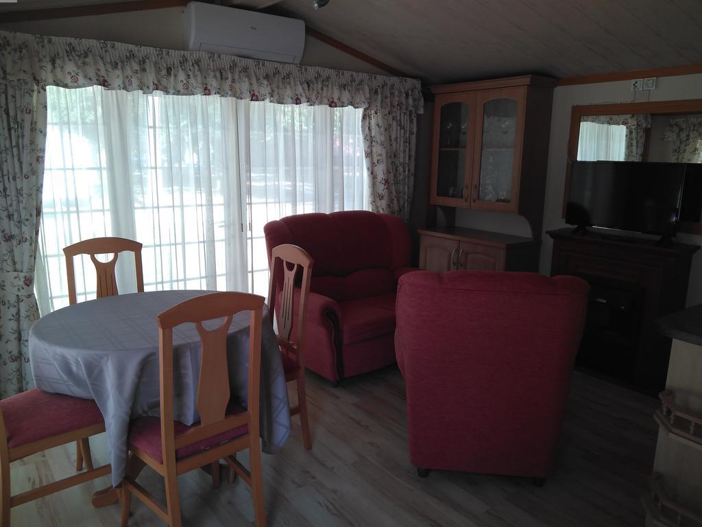 Camping Fuentes Blancas Burgos Exterior foto