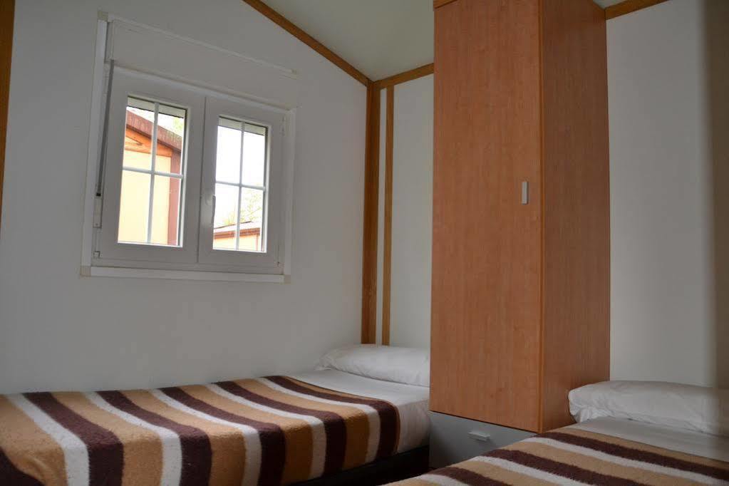Camping Fuentes Blancas Burgos Exterior foto